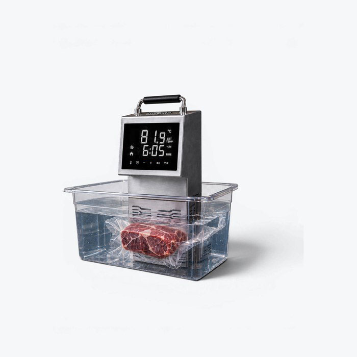 Termocirculador Sous Vide MarcPRO em operação